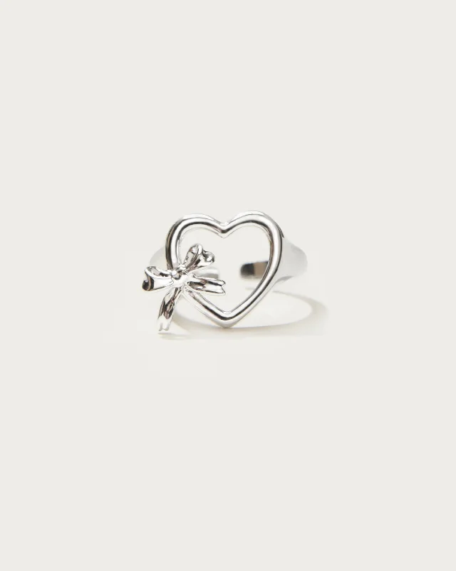 Limited-Time Offer On Elegant Jewelry Pieces Bowtie Heart Ring