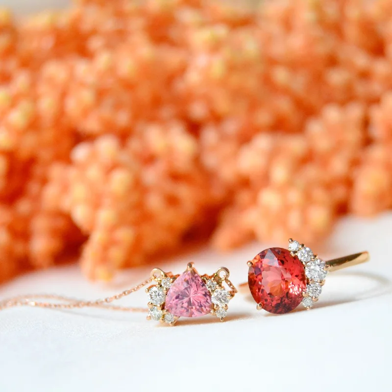 Fashion-Forward Jewelry At Incredible Prices Taraka 18K Rosegold Necklace w. Tourmaline & Diamonds Fashion-Forward Jewelry At Incredible Prices Taraka 18K Rosegold Necklace w. Tourmaline & Diamonds