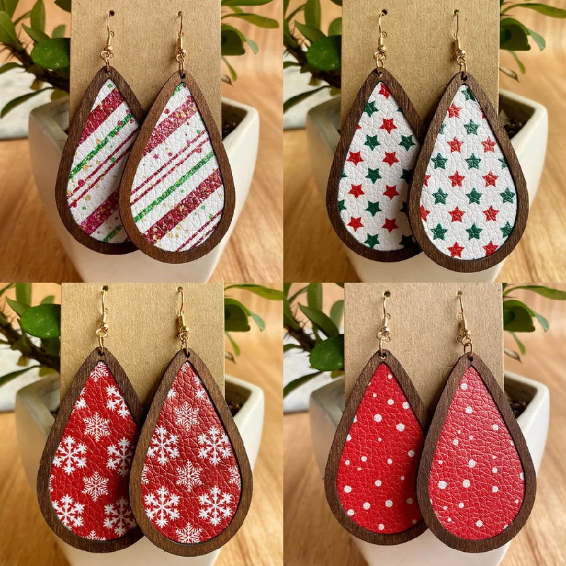 Shop Modern Jewelry Collections With Exclusive Discounts Festive Leather and Wood Christmas Earrings Shop Modern Jewelry Collections With Exclusive Discounts Festive Leather and Wood Christmas Earrings