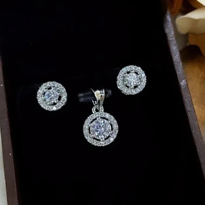 Versatile Layering Jewelry For Effortless Chic Aamrapali Silver Plated Pendant Set (Without Chain) Versatile Layering Jewelry For Effortless Chic Aamrapali Silver Plated Pendant Set (Without Chain)