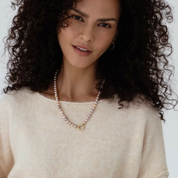 Gorgeous Necklace Nook